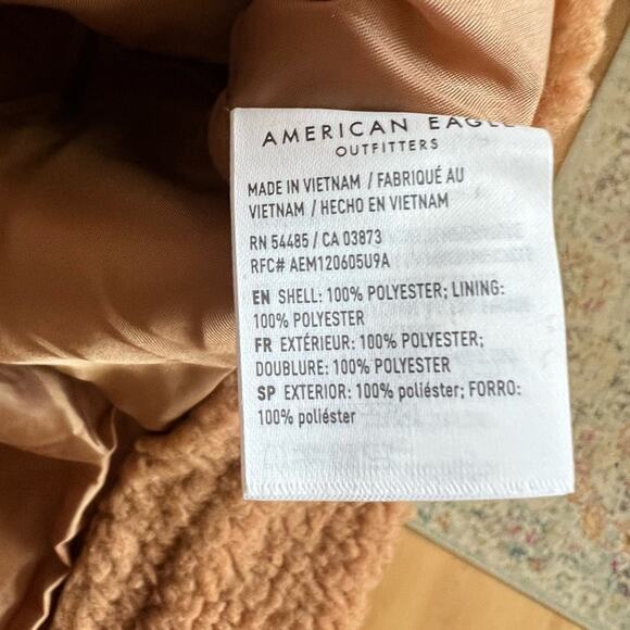 American Eagle Cropped Sherpa Jacket - Picture 6 of 7